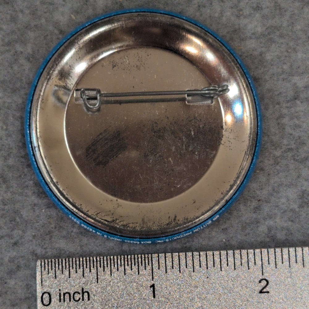 Trips Unltd.‎ Ski The Ski Trip Professionals Vtg Button Pin We'll Move Mountains - Picture 2 of 2
